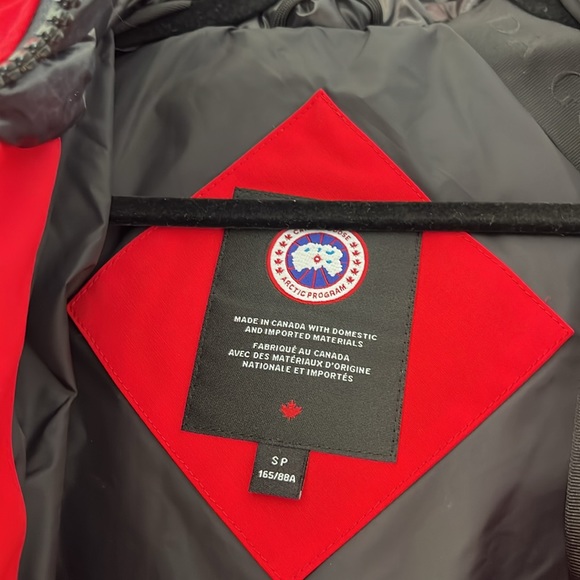 Canada goose parka - Picture 2 of 9